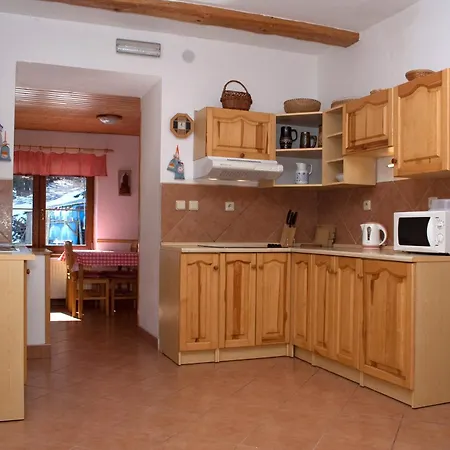 U Vodopadu Guest house *
