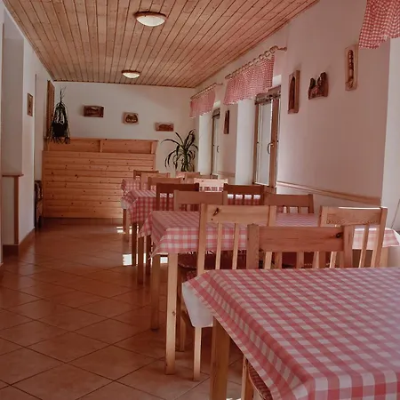 Maison d'hôtes U Vodopadu 3*