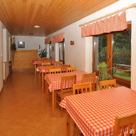 U Vodopadu Guest house