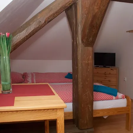 U Vodopadu Guest house